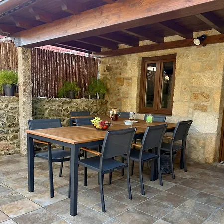 A Casa Da Aldea De Iria