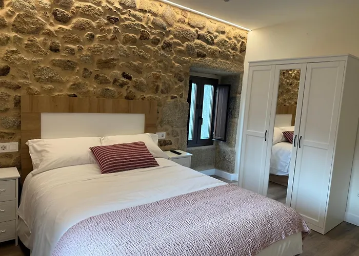 A Casa Da Aldea De Iria