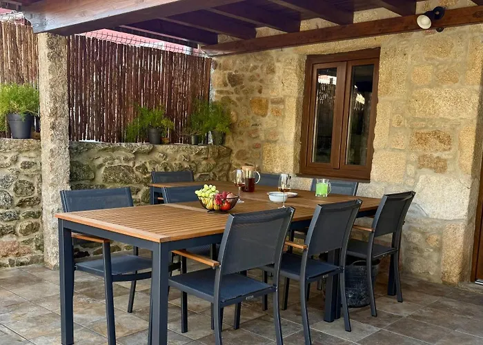 A Casa Da Aldea De Iria